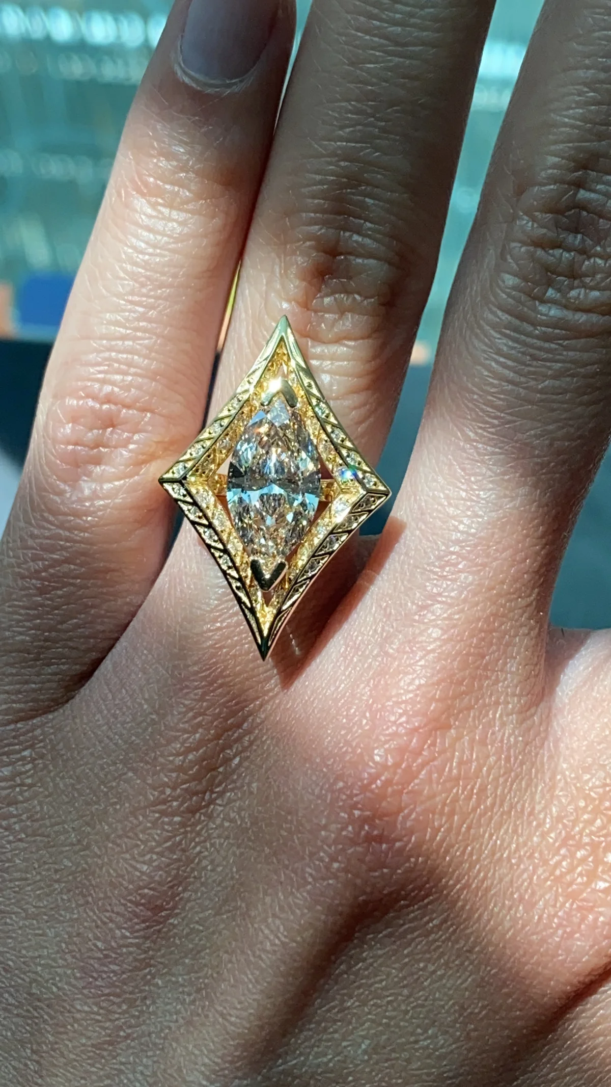 Palmyra Ring With Brilliant Marquise-Cut White Diamond In 18K Yellow Gold - Image 3